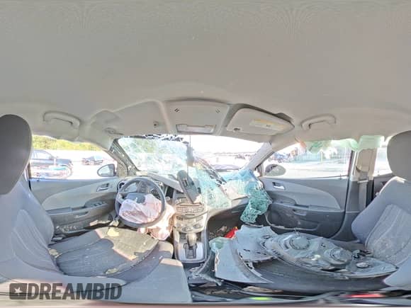 2015 Chevrolet Sonic LT с VIN 1G1JC6SH8F4122147, выставлен на аукционе Copart как лот 80383005 с пробегом Не указан миль и Списание • Salvage title. История ставок и продаж доступна на DreamBid. Изображение 15.