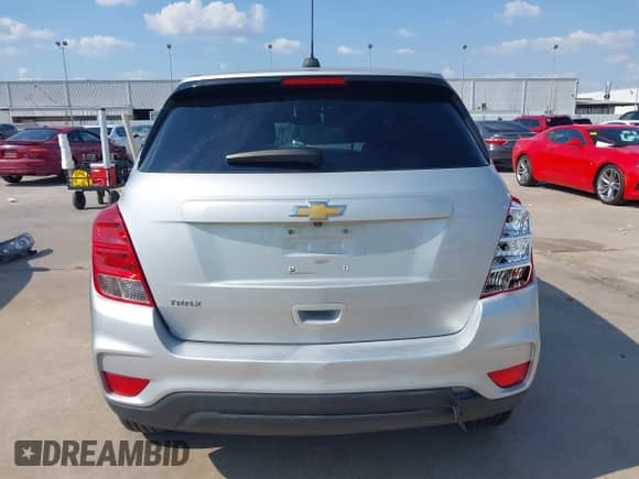 2020 Chevrolet Trax LS с VIN 3GNCJKSB9LL332411, выставлен на аукционе IAAI как лот 43082271 с пробегом 50 105 миль миль и . История ставок и продаж доступна на DreamBid. Изображение 17.