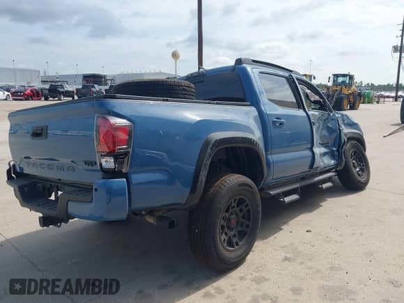 2019 Toyota Tacoma SR5 с VIN 3TMAZ5CN4KM104750, выставлен на аукционе IAAI как лот 42003527 с пробегом 66 342 миль миль и . История ставок и продаж доступна на DreamBid. Изображение 4.