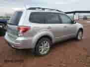 2011 Subaru Forester X Limited z VIN JF2SHAEC2BH728130, wystawiony jako Copart lot #85941235 z przebiegiem 101 564 mil mil oraz Czysty tytuł • Clean title. Historia ofert i sprzedaży dostępna na DreamBid. Obrazek 3.