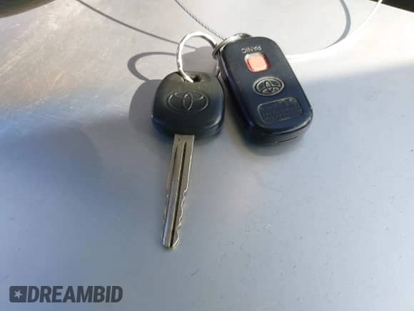 2006 Toyota Camry STD with VIN 4T1BE30K06U656063, listed as a IAAI auction lot 42386998 with 291,975 mi miles and . Bid and sale history available at DreamBid. Image 11.