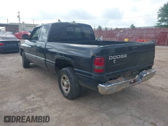 2001 Dodge 1500 с VIN 3B7HC12Y51G226454, выставлен на аукционе IAAI как лот 42541668 с пробегом 250 854 миль миль и . История ставок и продаж доступна на DreamBid. Изображение 3.