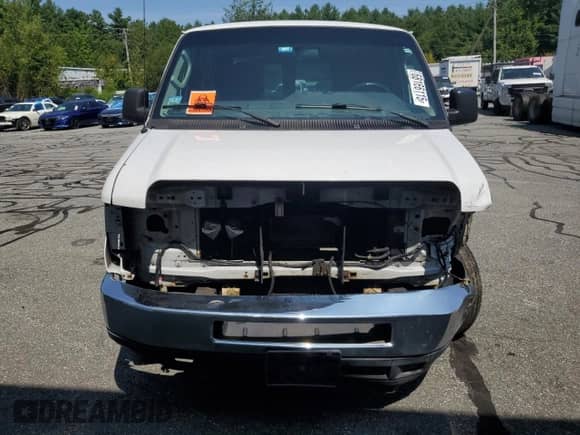 2013 Ford Econoline Cargo Commercial with VIN 1FTNE2EW2DDA45892, listed as a Copart auction lot 68166115 with 192,923 mi miles and Clean title. Bid and sale history available at DreamBid. Image 5.