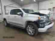 2024 Chevrolet Silverado 1500 High Country с VIN 1GCUDJEL2RZ307175, выставлен на аукционе IAAI как лот 42395791 с пробегом 8 358 миль миль и . История ставок и продаж доступна на DreamBid. Изображение 1.