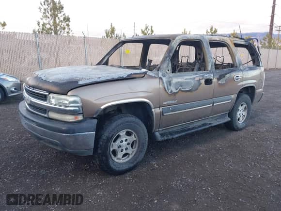 2003 Chevrolet Tahoe LS с VIN 1GNEC13V83R187408, выставлен на аукционе IAAI как лот 41456085 с пробегом Не указан миль и . История ставок и продаж доступна на DreamBid. Изображение 2.