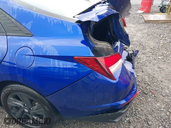 2021 Hyundai Elantra SEL с VIN KMHLM4AG0MU068376, выставлен на аукционе IAAI как лот 43133172 с пробегом 72 706 миль миль и . История ставок и продаж доступна на DreamBid. Изображение 20.