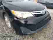 2013 Toyota Camry LE с VIN 4T4BF1FK0DR282100, выставлен на аукционе IAAI как лот 43421494 с пробегом Не указан миль и . История ставок и продаж доступна на DreamBid. Изображение 16.