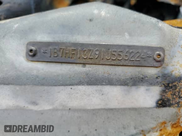 2001 Dodge 1500 с VIN 1B7HF13Z91J556224, выставлен на аукционе Copart как лот 53060374 с пробегом Не указан миль и На запчасти • Non repairable. История ставок и продаж доступна на DreamBid. Изображение 12.