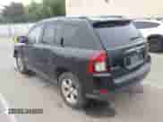 2017 Jeep Compass High Altitude z VIN 1C4NJDEB6HD106073, wystawiony jako IAAI lot #43526297 z przebiegiem 103 392 mil mil oraz . Historia ofert i sprzedaży dostępna na DreamBid. Obrazek 3.