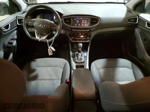 2017 Hyundai Ioniq SEL с VIN KMHC75LC3HU020304, выставлен на аукционе Copart как лот 42908604 с пробегом 199 939 миль миль и . История ставок и продаж доступна на DreamBid. Изображение 8.