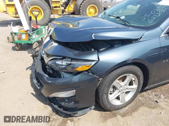 2021 Chevrolet Malibu LS z VIN 1G1ZC5ST6MF002799, wystawiony jako IAAI lot #42812608 z przebiegiem 113 332 mil mil oraz . Historia ofert i sprzedaży dostępna na DreamBid. Obrazek 17.