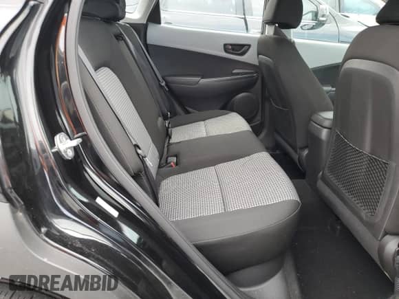 2019 Hyundai Kona SE с VIN KM8K1CAA8KU213834, выставлен на аукционе Copart как лот 81049135 с пробегом 79 708 миль миль и На запчасти • Non repairable. История ставок и продаж доступна на DreamBid. Изображение 11.