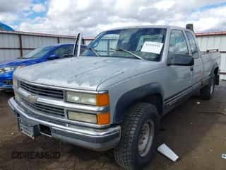 1995 Chevrolet Silverado 2500 с VIN 1GCGK29F3SE274603, выставлен на аукционе IAAI как лот 43355211 с пробегом 197 837 миль миль и . История ставок и продаж доступна на DreamBid. Изображение 2.