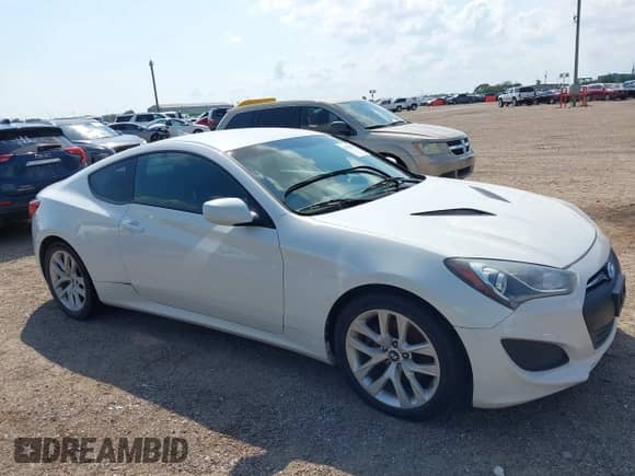 2013 Hyundai Genesis Coupe 2.0T с VIN KMHHT6KD4DU086808, выставлен на аукционе IAAI как лот 43360543 с пробегом Не указан миль и . История ставок и продаж доступна на DreamBid. Изображение 6.