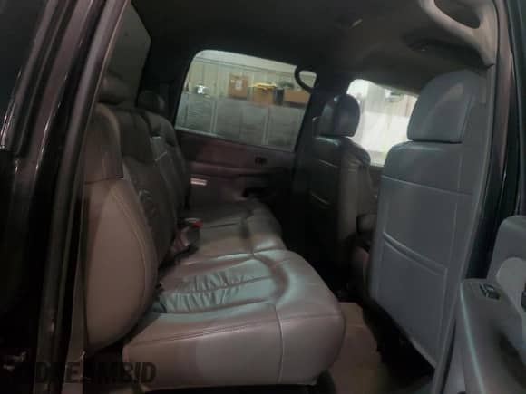 2002 Chevrolet Silverado 1500HD LT с VIN 1GCGK13U52F228296, выставлен на аукционе Copart как лот 84144964 с пробегом 136 379 миль миль и Списание • Salvage title. История ставок и продаж доступна на DreamBid. Изображение 10.