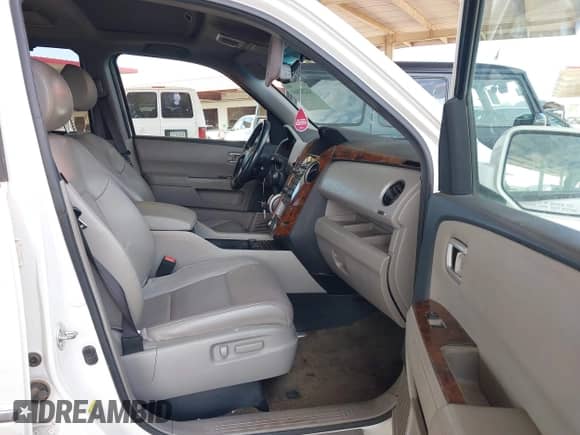 2013 Honda Pilot Touring with VIN 5FNYF4H92DB054905, listed as a IAAI auction lot 43282869 with 108,368 mi miles and . Bid and sale history available at DreamBid. Image 5.