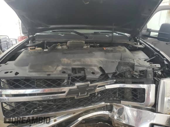 2011 Chevrolet Silverado 3500HD SRW LT with VIN 1GC4K0C81BF140233, listed as a Copart auction lot 60223335 with 280,309 mi miles and Salvage title. Bid and sale history available at DreamBid. Image 11.