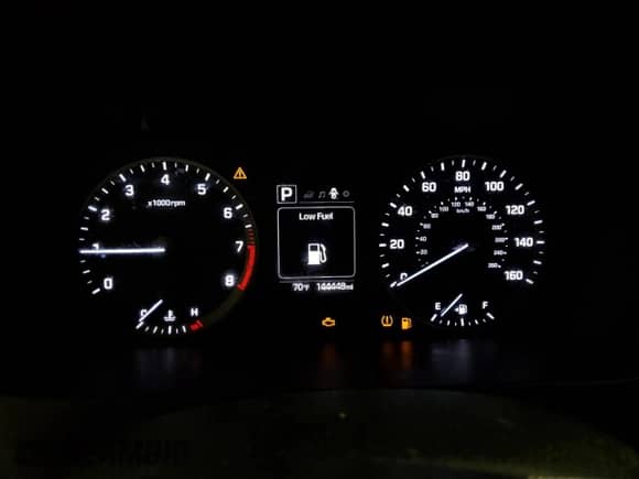 2017 Hyundai Sonata 2.4L with VIN 5NPE24AF8HH554668, listed as a Copart auction lot 81211635 with 144,448 mi miles and Clean title. Bid and sale history available at DreamBid. Image 9.