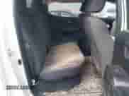 2017 Toyota Tacoma SR5 с VIN 3TMCZ5AN3HM106655, выставлен на аукционе IAAI как лот 41838777 с пробегом 63 740 миль миль и . История ставок и продаж доступна на DreamBid. Изображение 8.