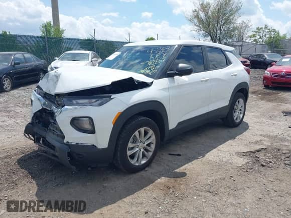 2021 Chevrolet TrailBlazer LS z VIN KL79MNSL1MB138377, wystawiony jako IAAI lot #42163738 z przebiegiem 57 867 mil mil oraz . Historia ofert i sprzedaży dostępna na DreamBid. Obrazek 2.