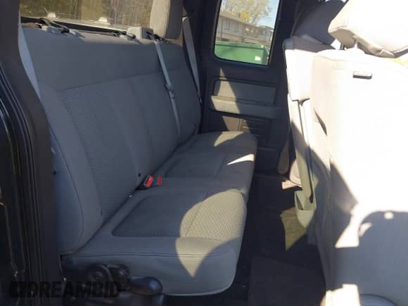 2012 Ford F-150 XLT z VIN 1FTFX1EF1CFC78996, wystawiony jako IAAI lot #43518110 z przebiegiem 163 539 mil mil oraz . Historia ofert i sprzedaży dostępna na DreamBid. Obrazek 8.