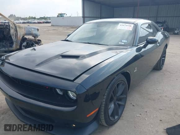 2016 Dodge Challenger R/T Scat Pack with VIN 2C3CDZFJ4GH290386, listed as a IAAI auction lot 43074558 with 85,593 mi miles and . Bid and sale history available at DreamBid. Image 2.