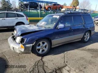 2001 Subaru Forester S with VIN JF1SF65501G713476, listed as a Copart auction lot 51933395 with 190,622 mi miles and Non repairable. Bid and sale history available at DreamBid. Image 1.