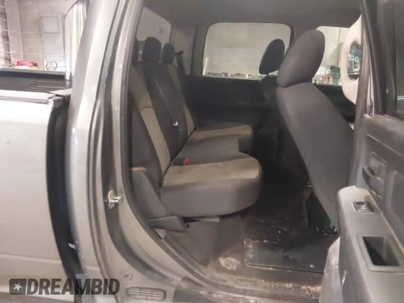 2010 Dodge 2500 SLT with VIN 3D7UT2CL0AG190444, listed as a IAAI auction lot 41962036 with 185,473 mi miles and . Bid and sale history available at DreamBid. Image 8.