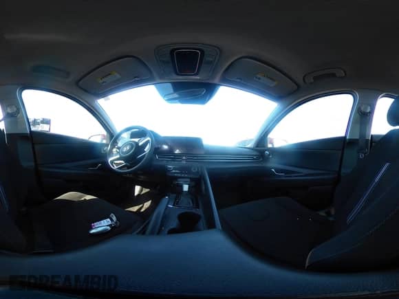 2024 Hyundai Elantra SEL z VIN KMHLM4DG9RU840604, wystawiony jako IAAI lot #42943936 z przebiegiem 20 484 mil mil oraz . Historia ofert i sprzedaży dostępna na DreamBid. Obrazek 18.