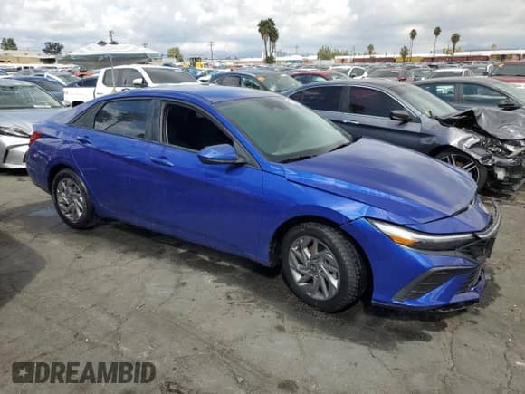 2024 Hyundai Elantra SEL с VIN KMHLM4DGXRU719967, выставлен на аукционе Copart как лот 85144775 с пробегом 9 721 миль миль и Чистый • Clean title. История ставок и продаж доступна на DreamBid. Изображение 4.