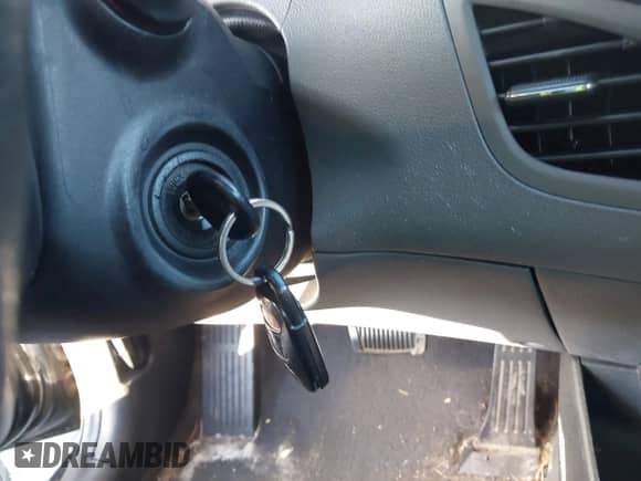 2013 Hyundai Elantra Limited с VIN 5NPDH4AE0DH170038, выставлен на аукционе IAAI как лот 43491761 с пробегом 297 474 миль миль и . История ставок и продаж доступна на DreamBid. Изображение 11.