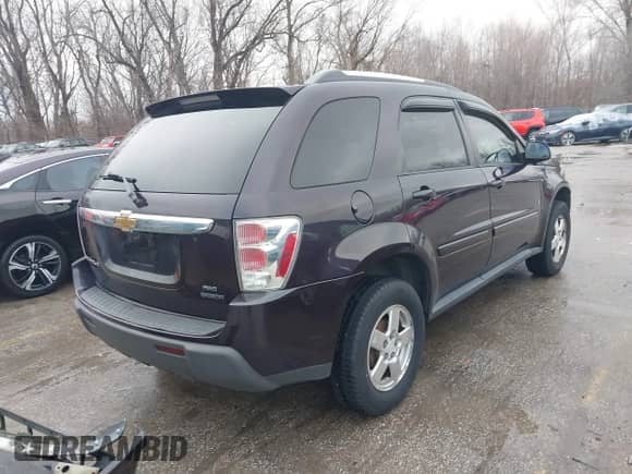 2006 Chevrolet Equinox LT z VIN 2CNDL73F566142938, wystawiony jako IAAI lot #41468387 z przebiegiem 173 525 mil mil oraz . Historia ofert i sprzedaży dostępna na DreamBid. Obrazek 4.