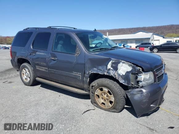 2011 Chevrolet Tahoe LS с VIN 1GNSKAE07BR260810, выставлен на аукционе Copart как лот 52320795 с пробегом 135 806 миль миль и Списание • Salvage title. История ставок и продаж доступна на DreamBid. Изображение 4.