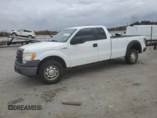 2011 Ford F-150 XL z VIN 1FTVX1CF6BKE03821, wystawiony jako Copart lot #90503875 z przebiegiem 233 011 mil mil oraz Czysty tytuł • Clean title. Historia ofert i sprzedaży dostępna na DreamBid. Obrazek 1.