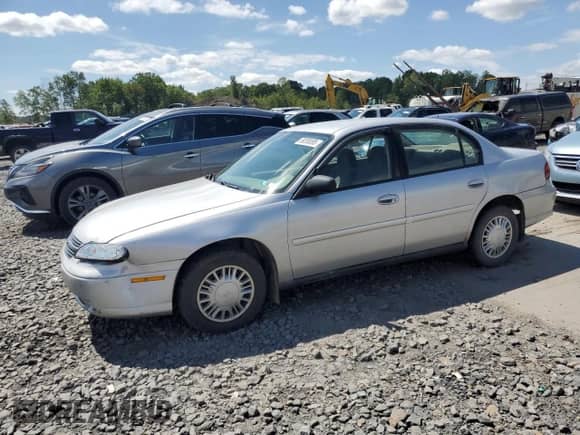 2005 Chevrolet Malibu Classic z VIN 1G1ND52F95M172884, wystawiony jako Copart lot #69200095 z przebiegiem 222 354 mil mil oraz Szkoda całkowita • Salvage title. Historia ofert i sprzedaży dostępna na DreamBid. Obrazek 1.