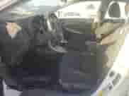 2011 Toyota Corolla S z VIN 2T1BU4EE4BC747988, wystawiony jako Copart lot #80946505 z przebiegiem 90 465 mil mil oraz Szkoda całkowita • Salvage title. Historia ofert i sprzedaży dostępna na DreamBid. Obrazek 7.