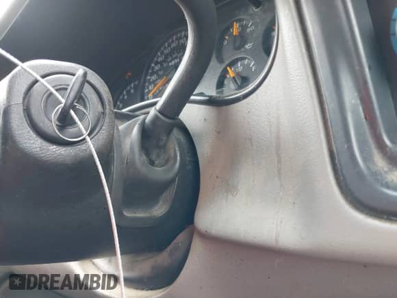 2004 Chevrolet Silverado 2500 LT с VIN 1GCGK23U04F192123, выставлен на аукционе IAAI как лот 42583883 с пробегом 191 415 миль миль и . История ставок и продаж доступна на DreamBid. Изображение 11.