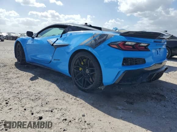 2024 Chevrolet Corvette 3LZ с VIN 1G1YF3D30R5602333, выставлен на аукционе Copart как лот 76733704 с пробегом Не указан миль и На запчасти • Non repairable. История ставок и продаж доступна на DreamBid. Изображение 2.
