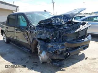 2020 Chevrolet Silverado 1500 Custom с VIN 1GCPYBEK3LZ360005, выставлен на аукционе IAAI как лот 42247572 с пробегом 66 149 миль миль и . История ставок и продаж доступна на DreamBid. Изображение 1.