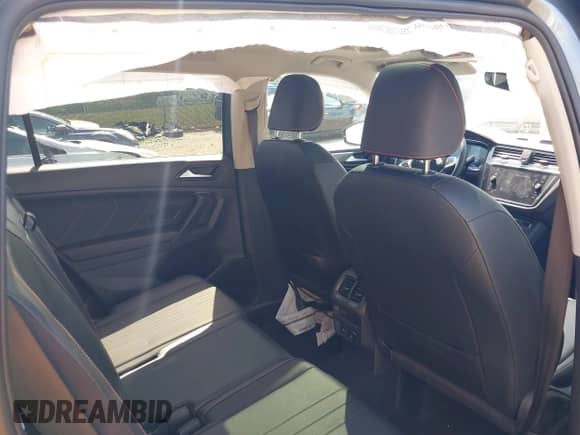 2024 Volkswagen Tiguan Wolfsburg Edition с VIN 3VVAB7AX7RM216006, выставлен на аукционе IAAI как лот 43137852 с пробегом Не указан миль и . История ставок и продаж доступна на DreamBid. Изображение 8.