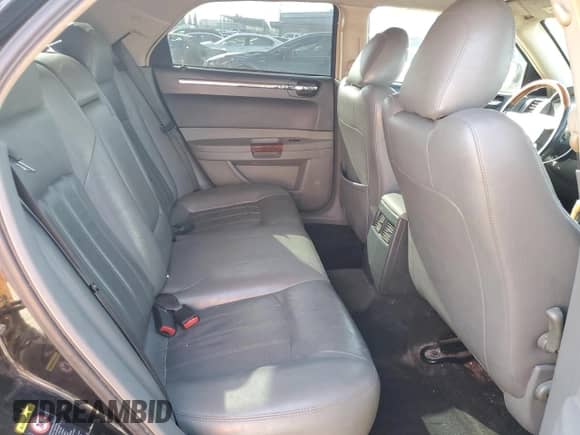 2005 Chrysler 300 300C AWD with VIN 2C3AK63H55H672324, listed as a Copart auction lot 48790925 with 258,543 mi miles and Salvage title. Bid and sale history available at DreamBid. Image 10.