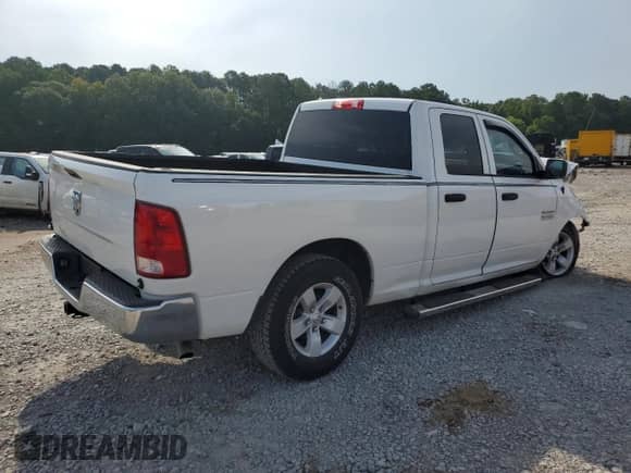 2016 Ram 1500 Tradesman z VIN 1C6RR6FGXGS312515, wystawiony jako Copart lot #66713665 z przebiegiem 94 969 mil mil oraz Szkoda całkowita • Salvage title. Historia ofert i sprzedaży dostępna na DreamBid. Obrazek 3.
