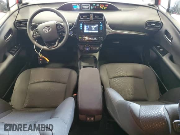 2019 Toyota Prius LE с VIN JTDKARFU0K3099716, выставлен на аукционе Copart как лот 90122885 с пробегом 14 575 миль миль и Списание • Salvage title. История ставок и продаж доступна на DreamBid. Изображение 8.