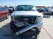 2004 Ford F-150 STX с VIN 1FTRF02W64KC06442, выставлен на аукционе IAAI как лот 41401133 с пробегом 177 939 миль миль и . История ставок и продаж доступна на DreamBid. Изображение 13.