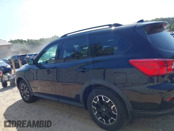 2019 Nissan Pathfinder SV с VIN 5N1DR2MMXKC643081, выставлен на аукционе IAAI как лот 43200122 с пробегом 171 492 миль миль и . История ставок и продаж доступна на DreamBid. Изображение 14.