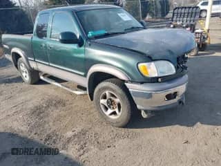 2002 Toyota Tundra Limited z VIN 5TBBT48172S253166, wystawiony jako IAAI lot #41846001 z przebiegiem 214 358 mil mil oraz . Historia ofert i sprzedaży dostępna na DreamBid. Obrazek 1.