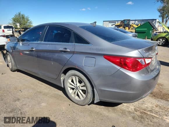 2011 Hyundai Sonata GLS с VIN 5NPEB4AC9BH250620, выставлен на аукционе Copart как лот 81801305 с пробегом 254 271 миль миль и Списание • Salvage title. История ставок и продаж доступна на DreamBid. Изображение 2.