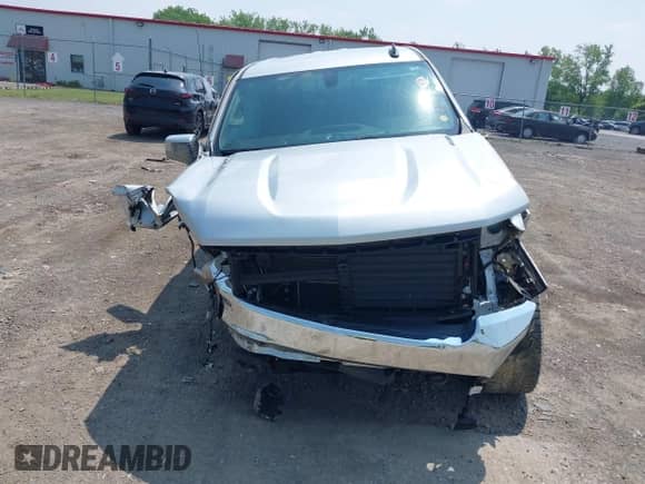 2021 Chevrolet Silverado 1500 LT z VIN 1GCUYDET0MZ133556, wystawiony jako IAAI lot #42484992 z przebiegiem 102 015 mil mil oraz . Historia ofert i sprzedaży dostępna na DreamBid. Obrazek 12.