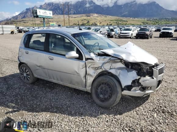 2009 Chevrolet Aveo 2LT with VIN KL1TG66E89B335773, listed as a Copart auction lot 54845925 with 117,044 mi miles and Salvage title. Bid and sale history available at DreamBid. Image 4.