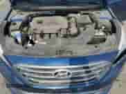 2016 Hyundai Sonata Limited с VIN 5NPE34AF5GH270779, выставлен на аукционе Copart как лот 71269875 с пробегом 132 321 миль миль и Списание • Salvage title. История ставок и продаж доступна на DreamBid. Изображение 11.